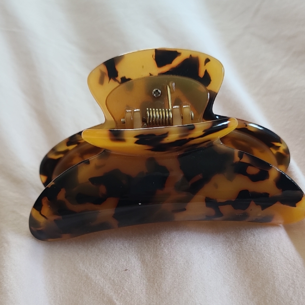 Tortoise Shell Hair Claw Clip Machete